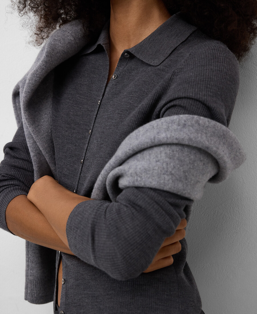 damen-cardigan aus merinowolle tailliert