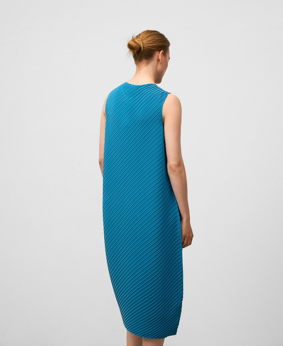 damenkleid mit falten