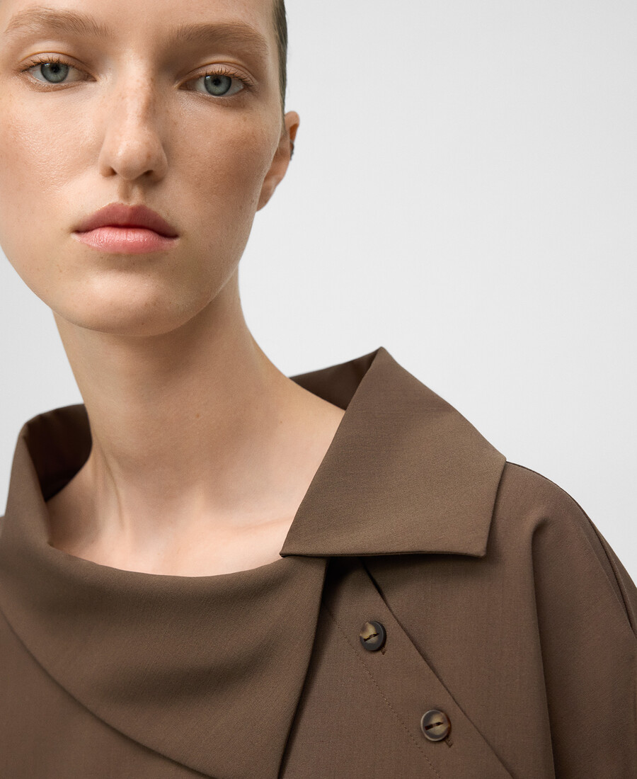 damenbluse mit asymmetrischem reverskragen
