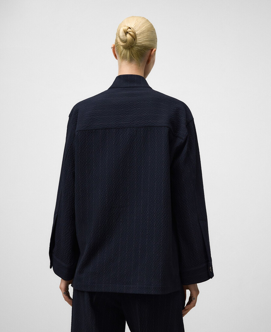 kastenförmig geschnittenes gestreiftes overshirt für damen