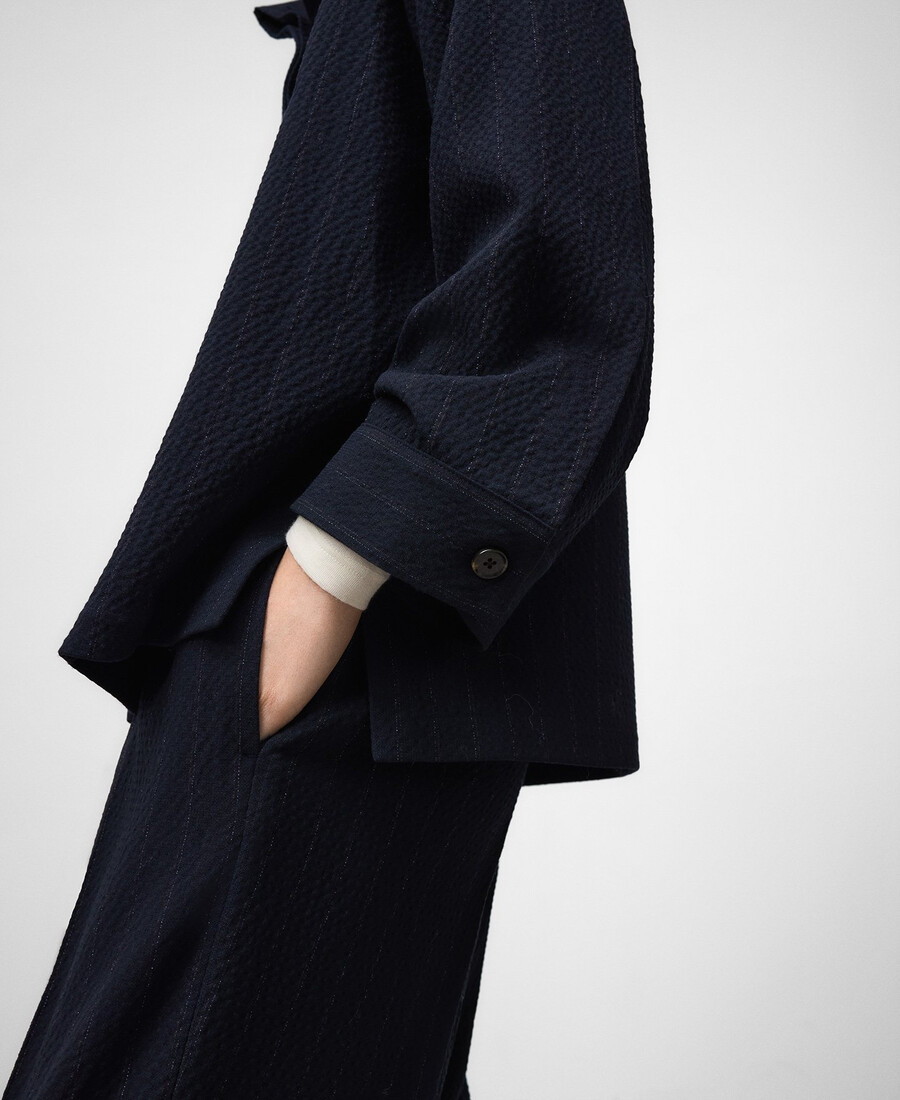 kastenförmig geschnittenes gestreiftes overshirt für damen