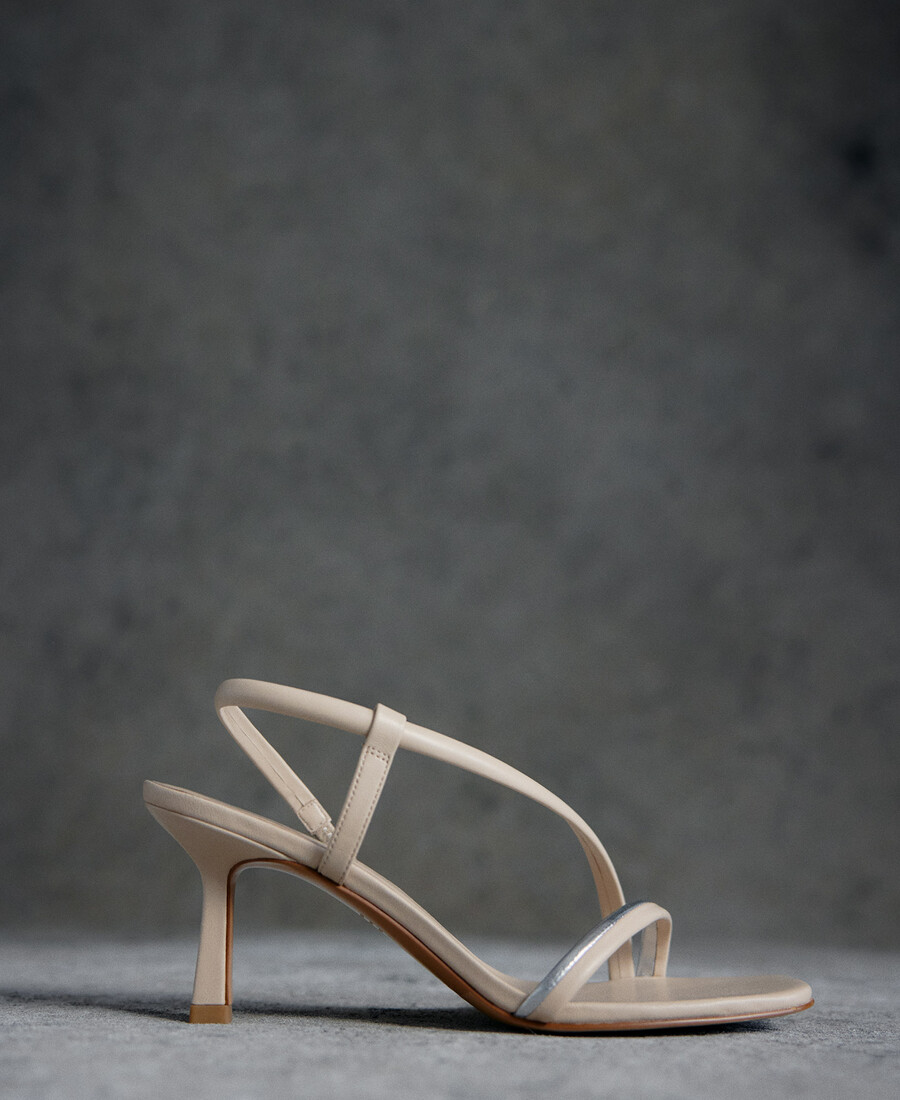 damen-sandalen mit absatz aus leder