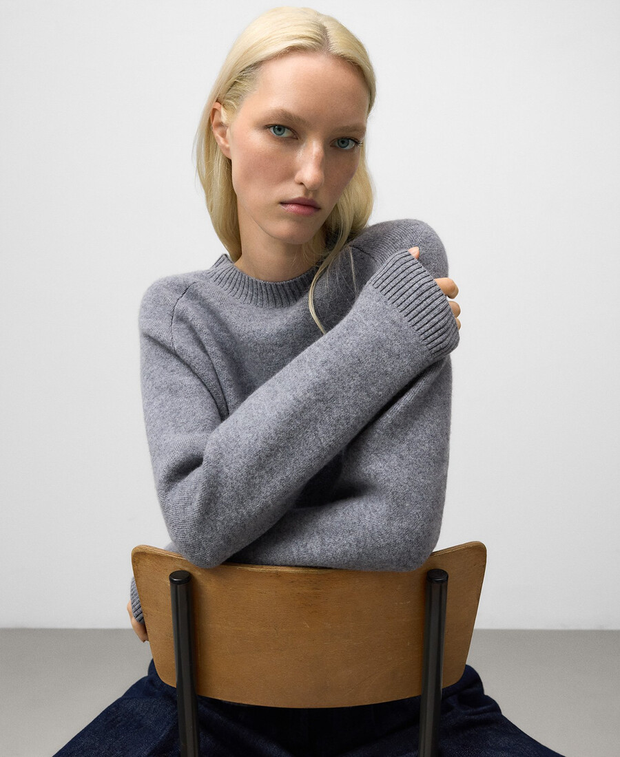 wollpullover mit metallapplikation für damen