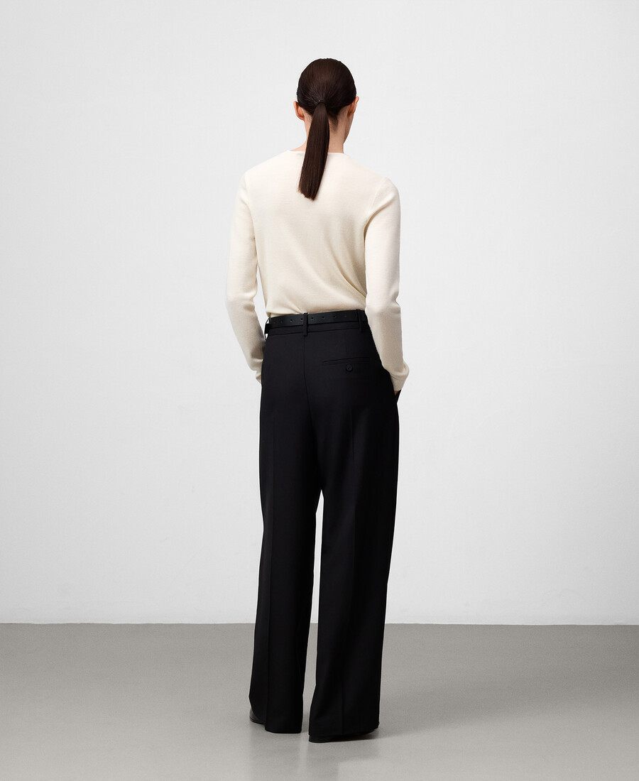 damenpullover aus merinowolle mit rundhalsausschnitt