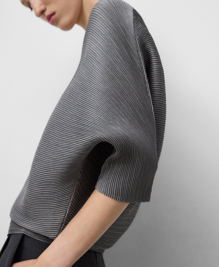 damen-top mit v-ausschnitt und knittereffekt