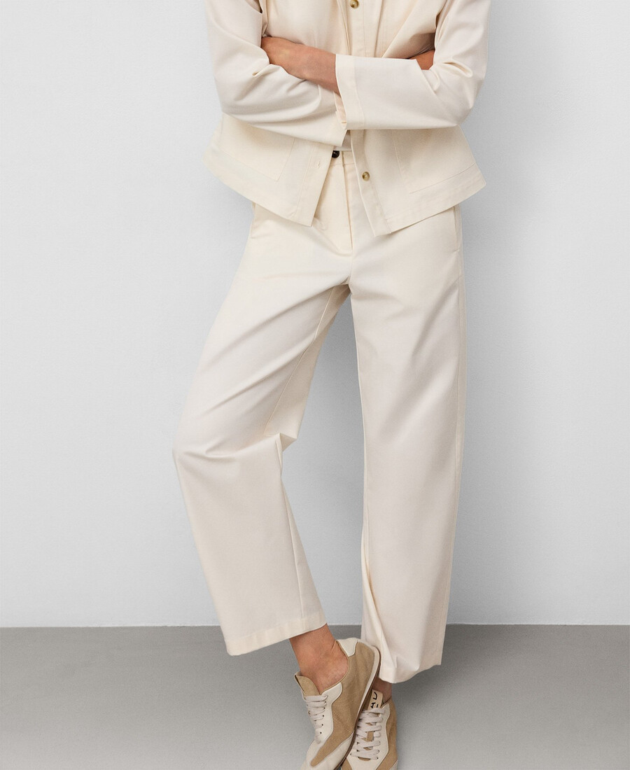 ecrufarbene taillierte hose für damen
