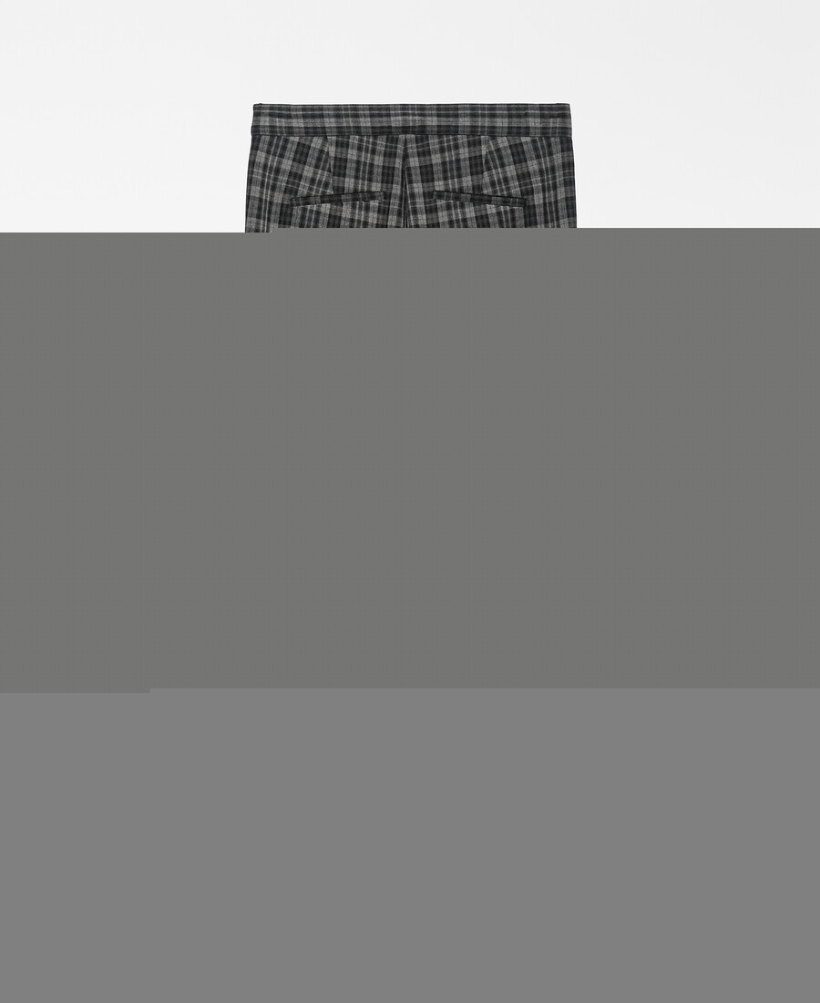 schmal geschnittene karierte hose für damen