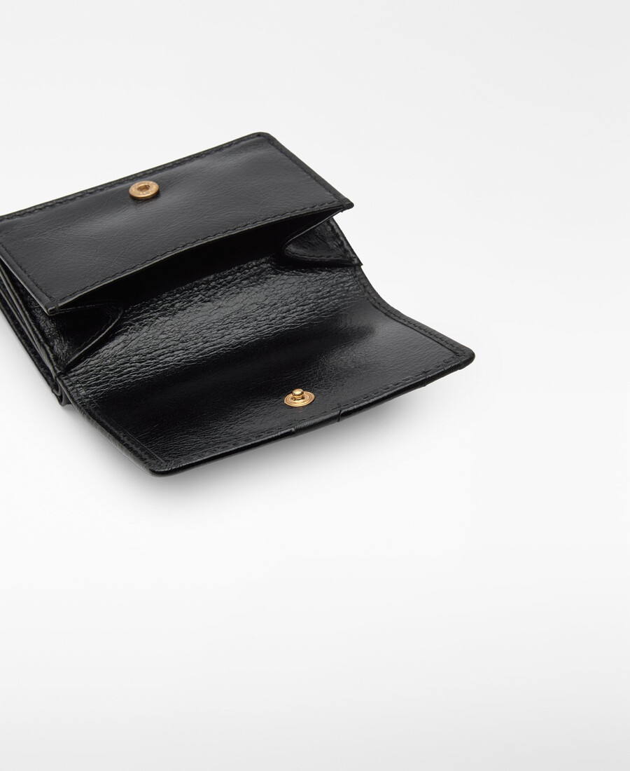 damen-geldbörse aus leder mit patchwork-klappe