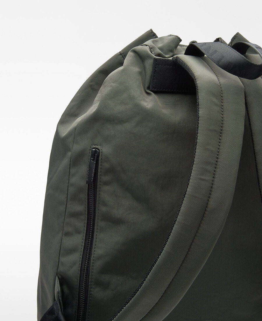 nylon-rucksack mit kordelzug für herren