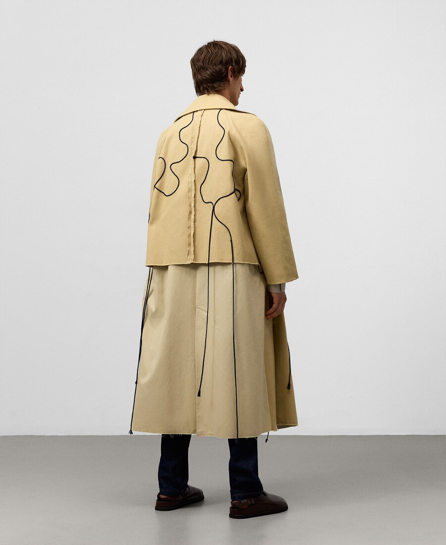 trenchcoat aus materialmix mit kordelzug