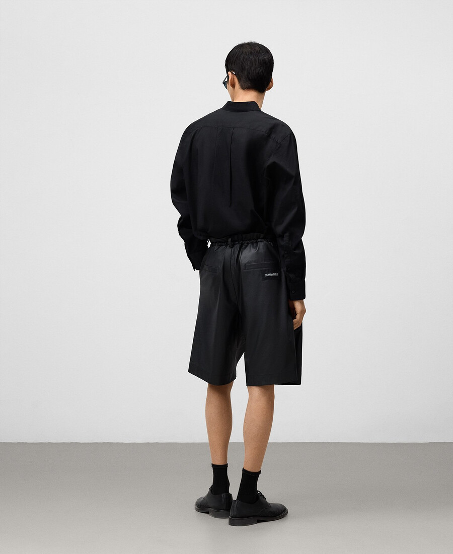 schwarze bermuda-shorts für herren mit lockerer passform