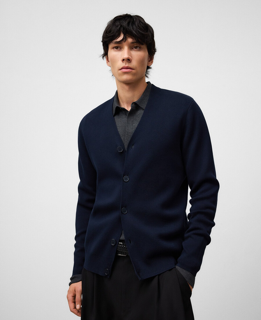 herren-strickjacke mit v-ausschnitt