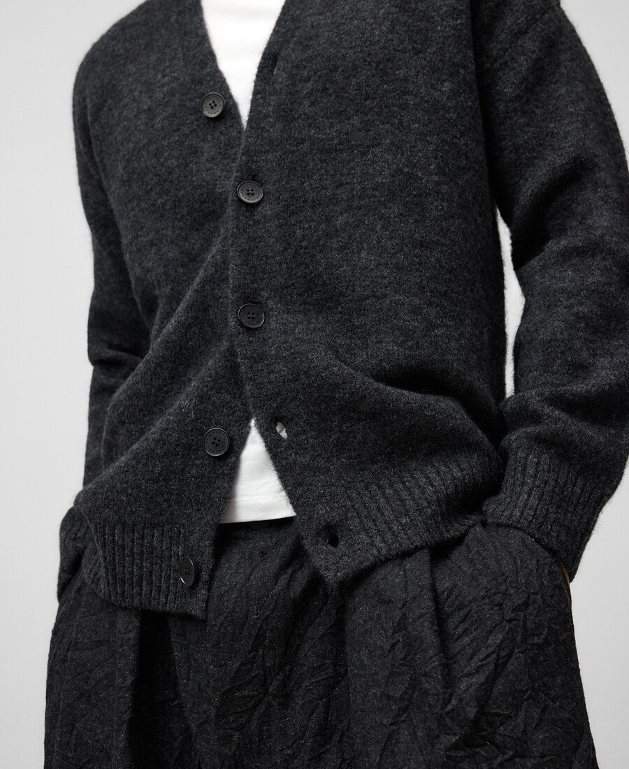 strickjacke mit v-ausschnitt für herren